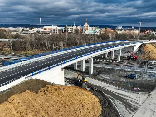 č.34 - Náhrada přejezdu P6532 na trati Přerov-Olomouc, Holice