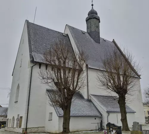 Kostel sv. Kříže v Javorníku