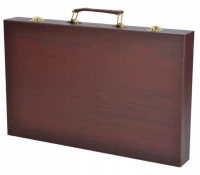 ISO 6072 Sada v drevenom kufríku pre malé maliara 81 ks