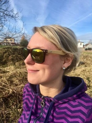 GFT A727 Dřevěné sluneční brýle duhová