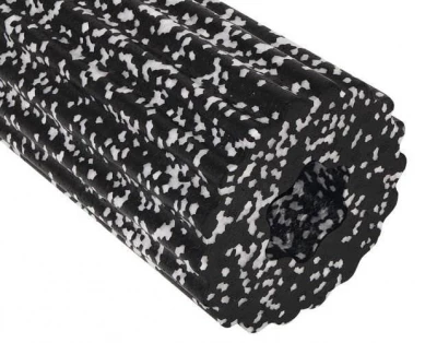 ISO 8679 Pěnový válec s výstupky Roller Yoga černobílá