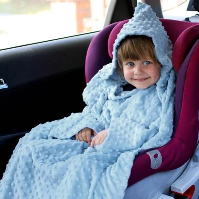 Baby Gadgets Deka s rukávy pro děti Baby Wrapi Active - světle modrá