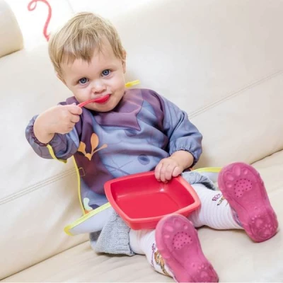 Baby Gadgets Bryndáček s rukávy Byby Sheriff