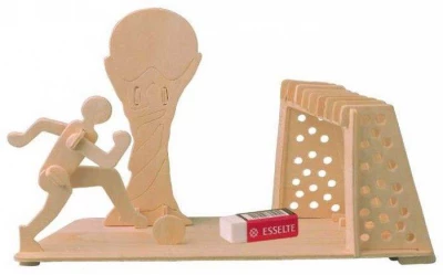 Woodcraft 3D puzzle dřevěná skládačka Stojánek na tužky Fotbal CX307