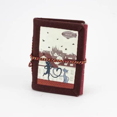 Ručně vyrobený zápisník 10x7,5 cm, Prague cat