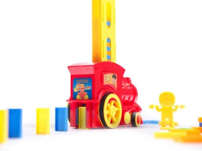 KIK Stavěcí domino vláček 80 dílů červené