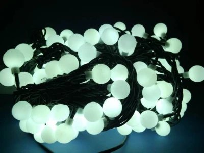 GT Vánoční Studené bílé osvětlení LED kuličky 2cm 200LED,16 m