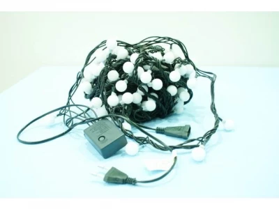 GT Vánoční Studené bílé osvětlení LED kuličky 2cm 200LED,16 m