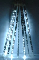Meteor světelný déšť krápníky rampouchy - 8 x 30cm 144 LED - studená bílá 3xAA