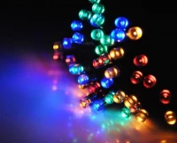 ISO Vianočné osvetlenie 40 LED multicolor - solárne napájanie