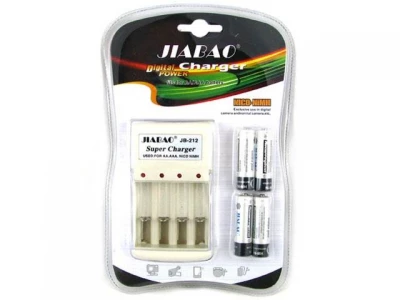 Jiabao Baterie AA 5500 mAh 4ks + nabíječka - blistr