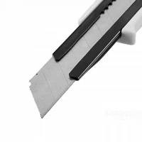 Pronett XJ3724 Zalamovací nůž plastový 18mm