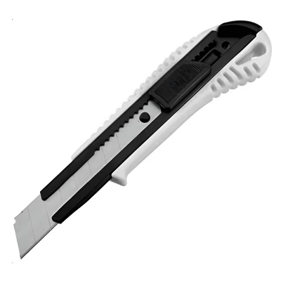 Pronett XJ3724 Zalamovací nůž plastový 18mm