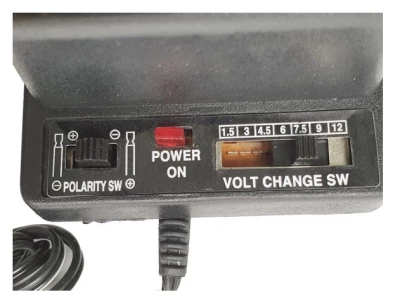 Fedus SL-328 Univerzální napájecí adaptér 1,5-12V/1 000 mA