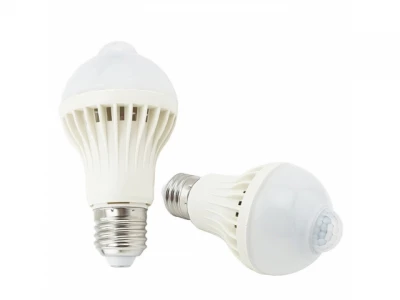Fedus 6128 LED žárovka se senzorem pohybu E27 10W