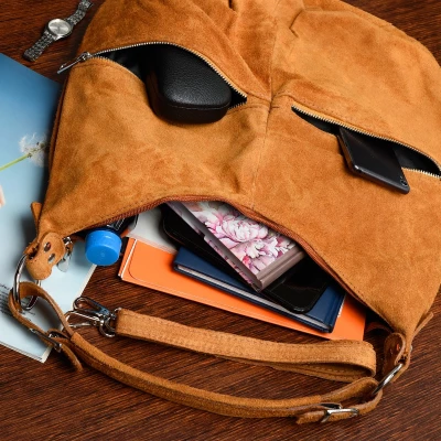 Vera Pelle K51 Dámská semišová kabelka camel