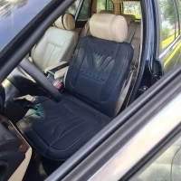 Xtrobb 20089 Ochrana sedadla pod autosedačku čierna