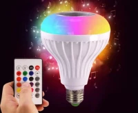 Verk 24301 LED RGB farebná žiarovka s Bluetooth reproduktorom