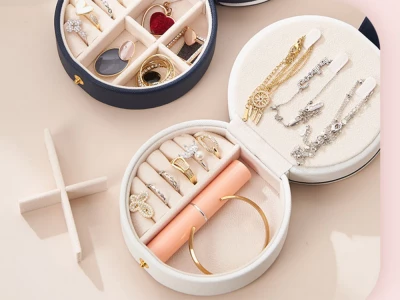 Verk 01787 Designová šperkovnice se zrcátkem kulatá bílá