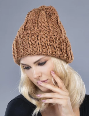 LEMA 1355 Dámská zimní čepice Lewa cappuccino