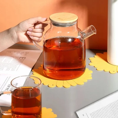 Verk 24239 Silikónová podložka pod hrnček slnečnice oranžová
