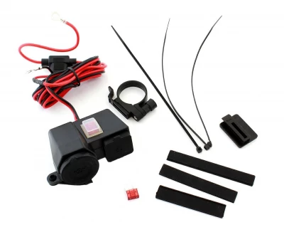APT AG499B Zásuvka zapalovače 12V/USB 5V XL