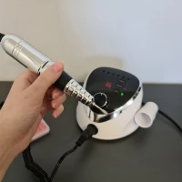 Beautylushh 20789 Bruska na nehty s nástavci 