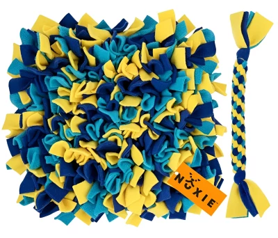 Nuxie XT2374 Čuchací koberček XL 35 cm s hračkou modro-žltý