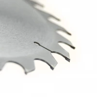 Vergionic 2012 Pilový kotouč na dřevo s redukcí 230 x 22,2 mm, vidiový, 24 zubů