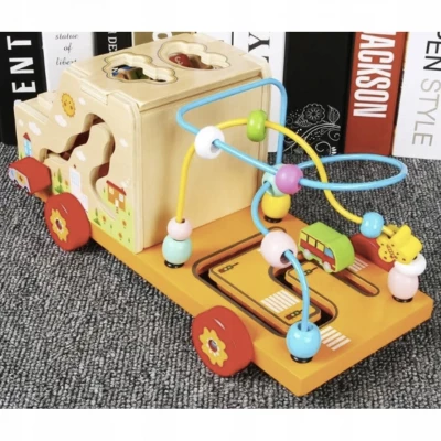 Kruzzel 22652 Dřevěné auto s počítadlem