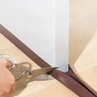 APT AG956B Tesnenie pod dvere 96 x 5,5 cm šedé