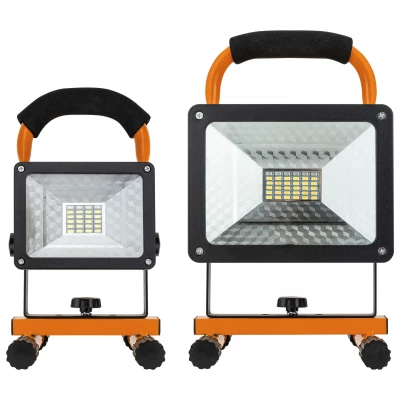 Vergionic 4039 Prenosný SMD LED reflektor 30W, 4000K, 3 x 18650