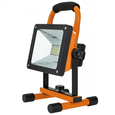 Vergionic 4040 Přenosný SMD LED reflektor 50W, 4000K, 3 x 18650