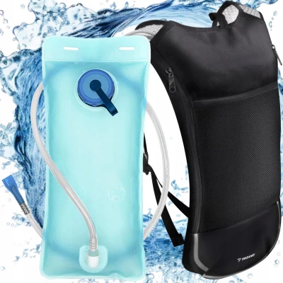 Trizand 23489 Ultralehký sportovní batoh s vodním vakem 2 l, černá