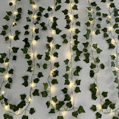 Gardlov 24538 Závěsný břečťan drobnolistý s osvětlením, umělý, 50 LED, 25 m