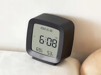 Verk 27441 Hodiny s teploměrem a vlhkoměrem 7,8 x 8,3 x 4 cm, černé