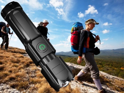 Verk 08382 LED svítilna ZOOM XPE, USB černá
