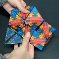 Kruzzel 24743 Antistresová magnetická kostka 3 ks