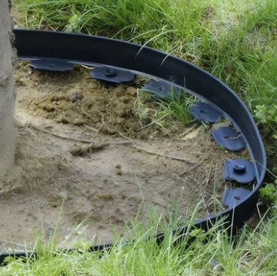 Gardlov 24562 Záhradný plastový obrubník 60 mm, 10 m s kolíkmi