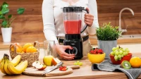 Teesa TSA3542B Stolný mixér 500W 1,5L, čierny
