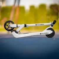 Rebel ZAB0031W Dětská elektrická koloběžka Fun Wheels, 12km/h 50kg, bílá