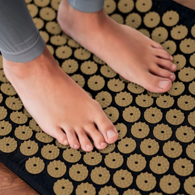 Rebel RBA-6002-GL Akupresurní masážní podložka + polštářek 72 x 42cm, černozlatá