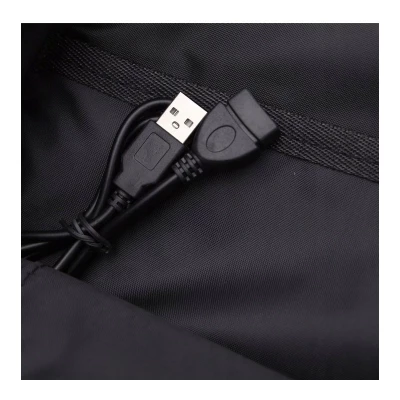 eCa PL158 Univerzální školní sportovní batoh s klíčenkou a USB portem, 37 l, černá