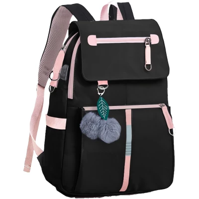 eCa PL158 Univerzální školní sportovní batoh s klíčenkou a USB portem, 37 l, černá