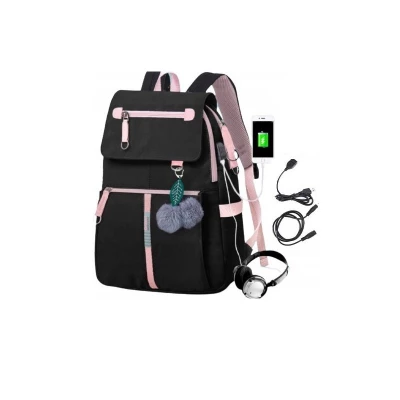 eCa PL158 Univerzální školní sportovní batoh s klíčenkou a USB portem, 37 l, černá