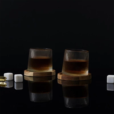 CMP KA0390 Sklenice na whisky s podtácky z akácie, 2 ks