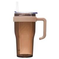 CMP KA0671 Plastový hrnek s brčkem a ouškem, 600 ml, hnědý