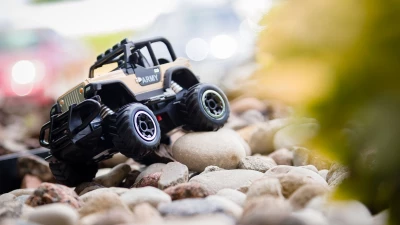 Rebel ZAB0111 Terénní Mini RC Auto ARMY, dálkové ovládání (1:43)