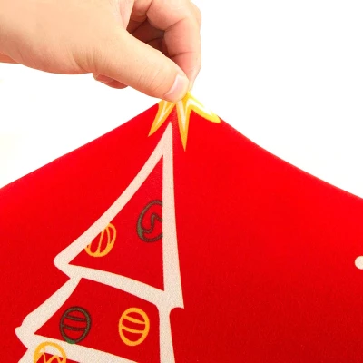 APT DA316A Elastický vianočný poťah na stoličky, červený