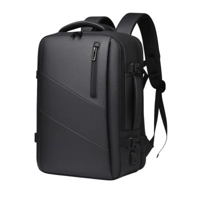eCa PL182 Elegantní cestovní batoh / kabinové zavazadlo, USB, 25 l, 42 x 28 x 21 cm, černá